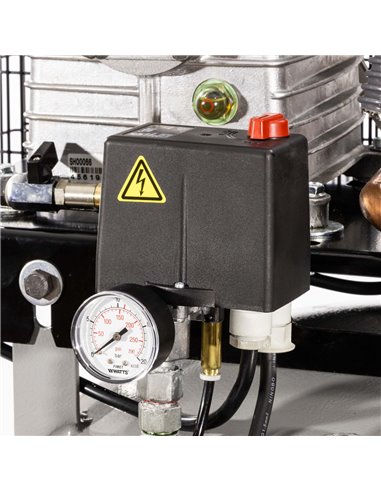 AIRPRESS Compresor de aire vertical VK 700-270 Pro 11 bar 5.5 CV 476 l/min 270 l