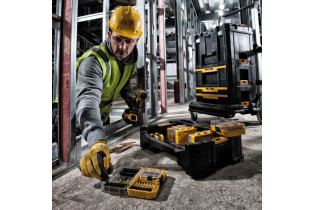 DEWALT JUEGO 25 PIEZAS ATORNILLADO