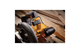 DEWALT SIERRA CIRCULAR