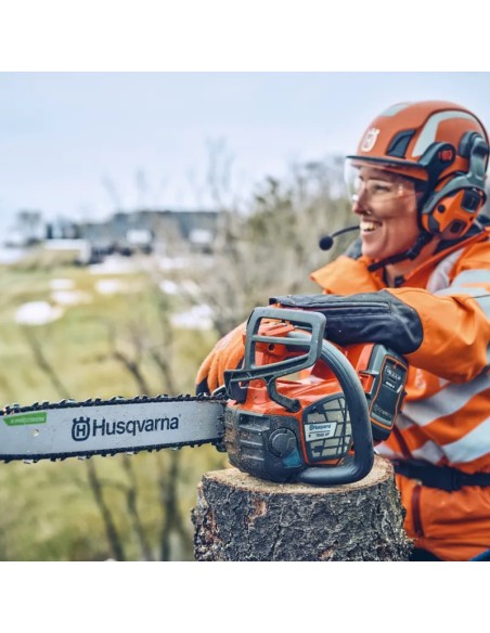 MOTOSIERRA DE PODA A BATERÍA HUSQVARNA T542i XP | Profesional