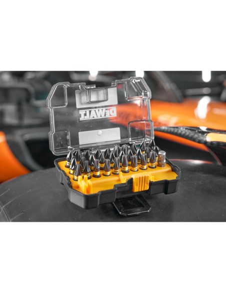 DEWALT JUEGO PUNTAS + ADAPTADOR 32 pz. DT70900T-QZ