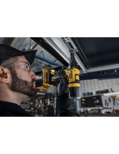 DEWALT REMACHADORA 2