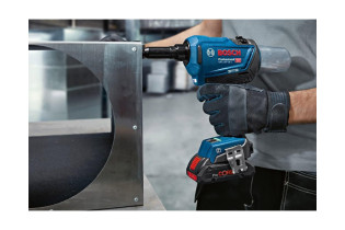 BOSCH REMACHADORA BATERIA GRG 18V-16 SOLA (4)