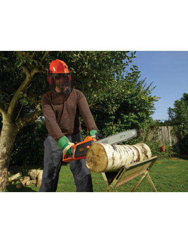 BLACK and DECKER MOTOSIERRA