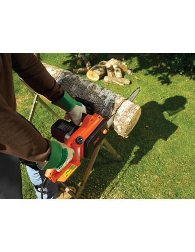 BLACK and DECKER MOTOSIERRA